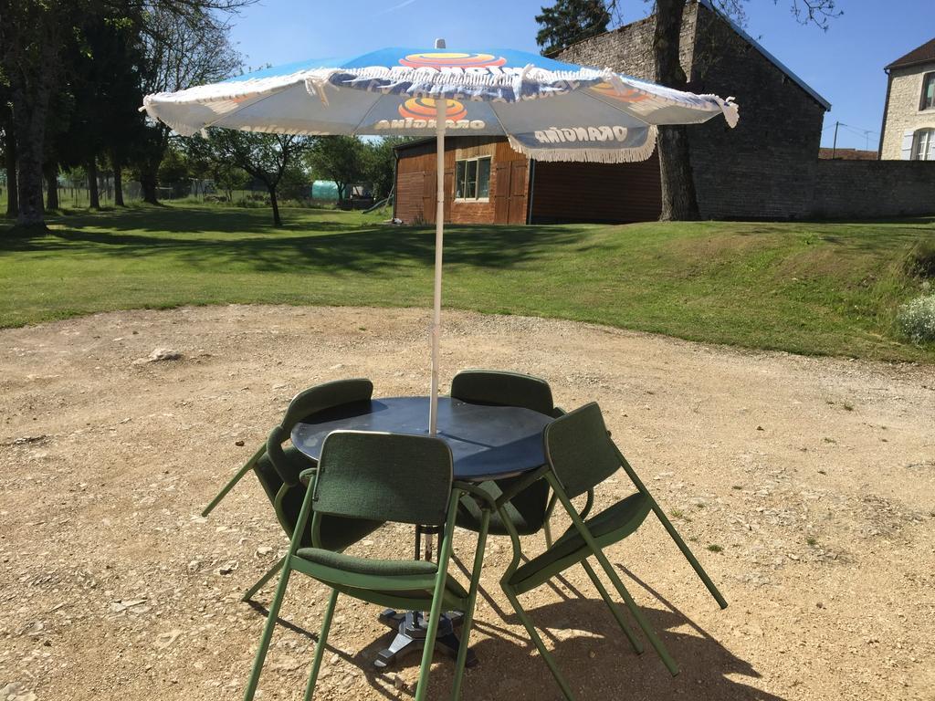 Au Repos De La Blaise Casa de hóspedes Exterior foto